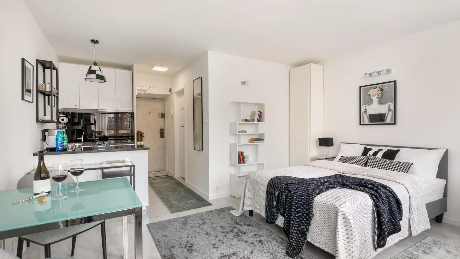 Plac Grzybowski Studio Near Metro Swietokrzyska By Noclegi Renters Warsaw